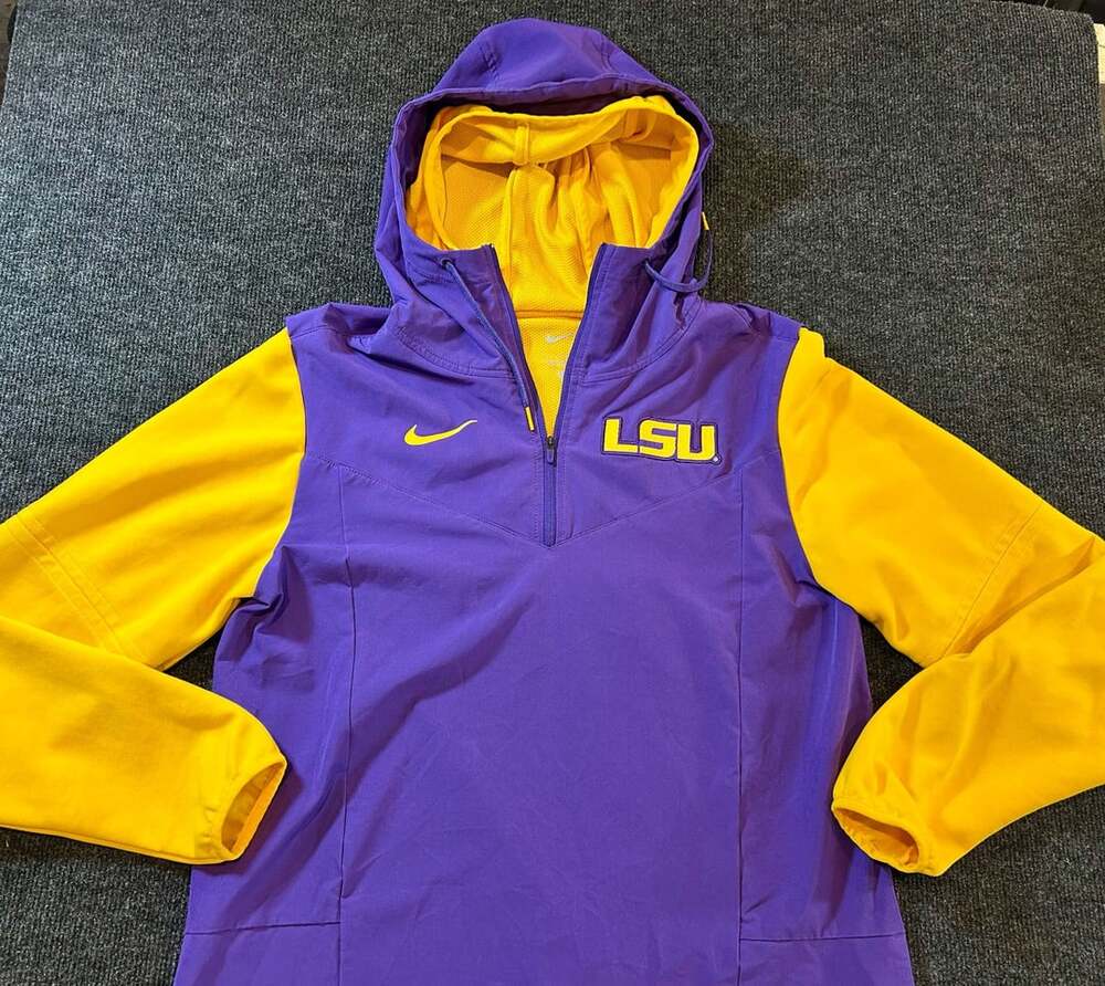 LSU Tigers Nike 1/2-Zip Hooded Windbreaker Jacket — Women's Small